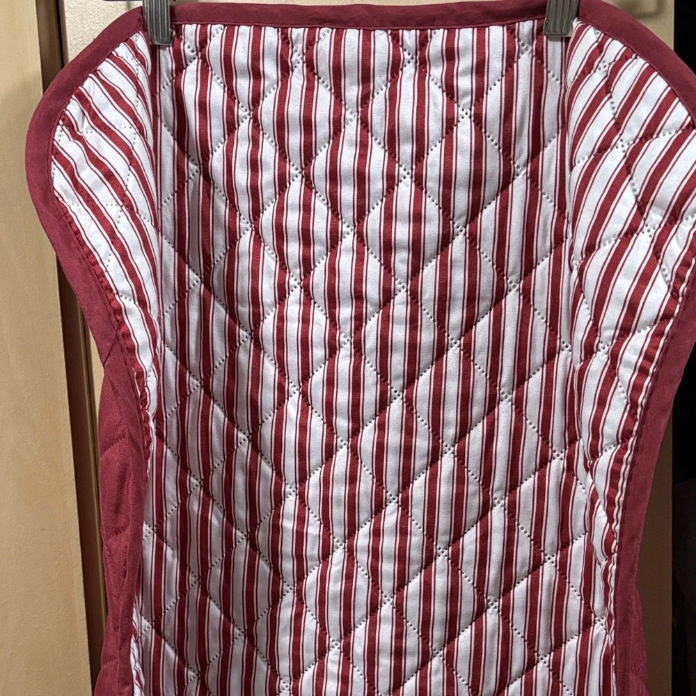 2 Striped Quilted Chair Cover